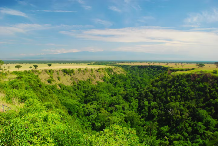 Vue sur la gorge de Kyambura dans le parc national Queen Elizabeth en Ouganda